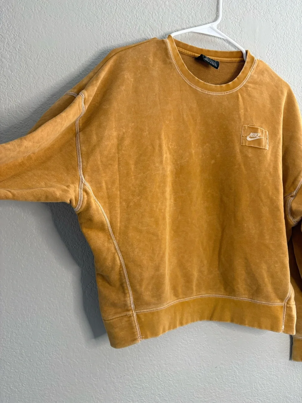 Nike Oversized Sweatshirt Flowy Boxy Mustard Yellow Gold Large